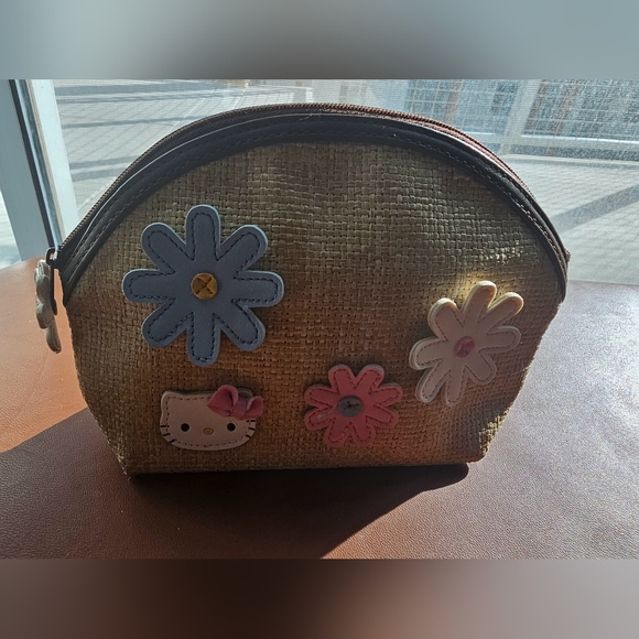 Hello kitty jute woven with flower hello kitty patches makeup bag pouch - Picture 7 of 9